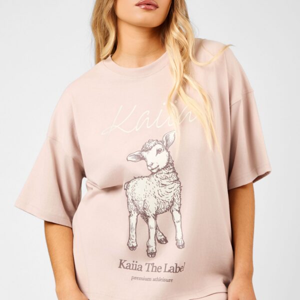 Kaiia Oversized Spring Lamb Graphic T-Shirt Champagne