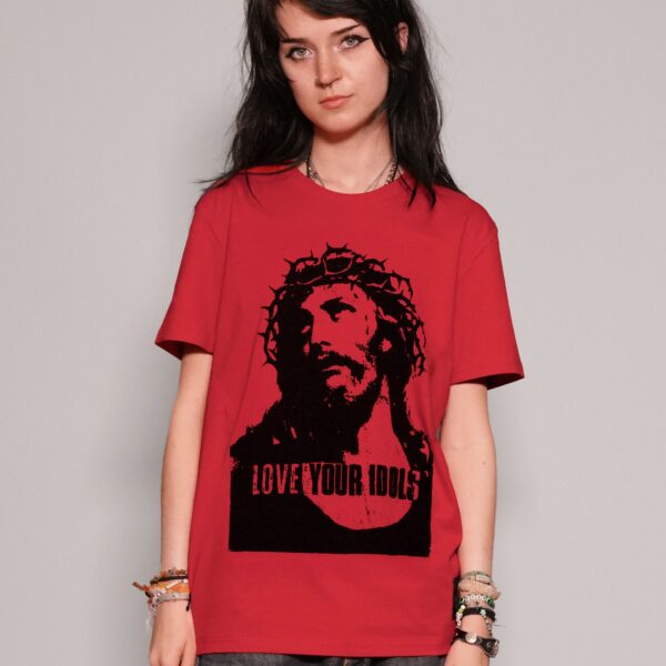 'Love Your Idols' T-Shirt in Red