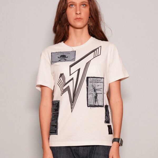 ST Patched Logo T-Shirt in Ecru